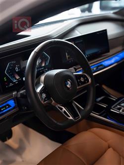 بي ام دبليو الفئة 7